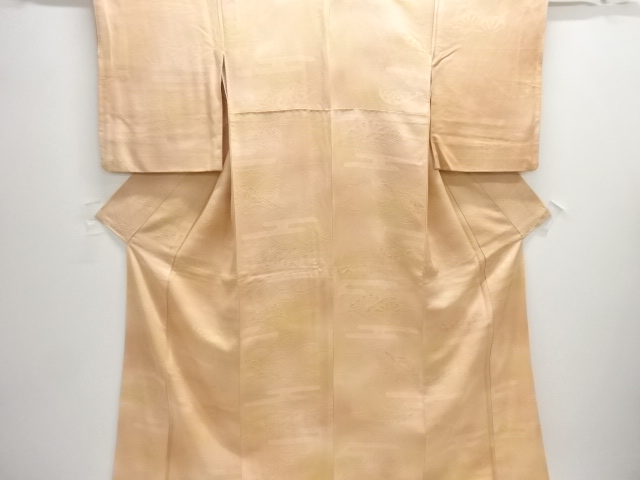 片輪車模様織り出し色無地着物